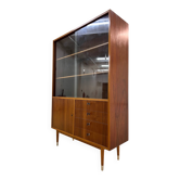 Display cabinet walnut by Deutsche Werkstätten Hellerau