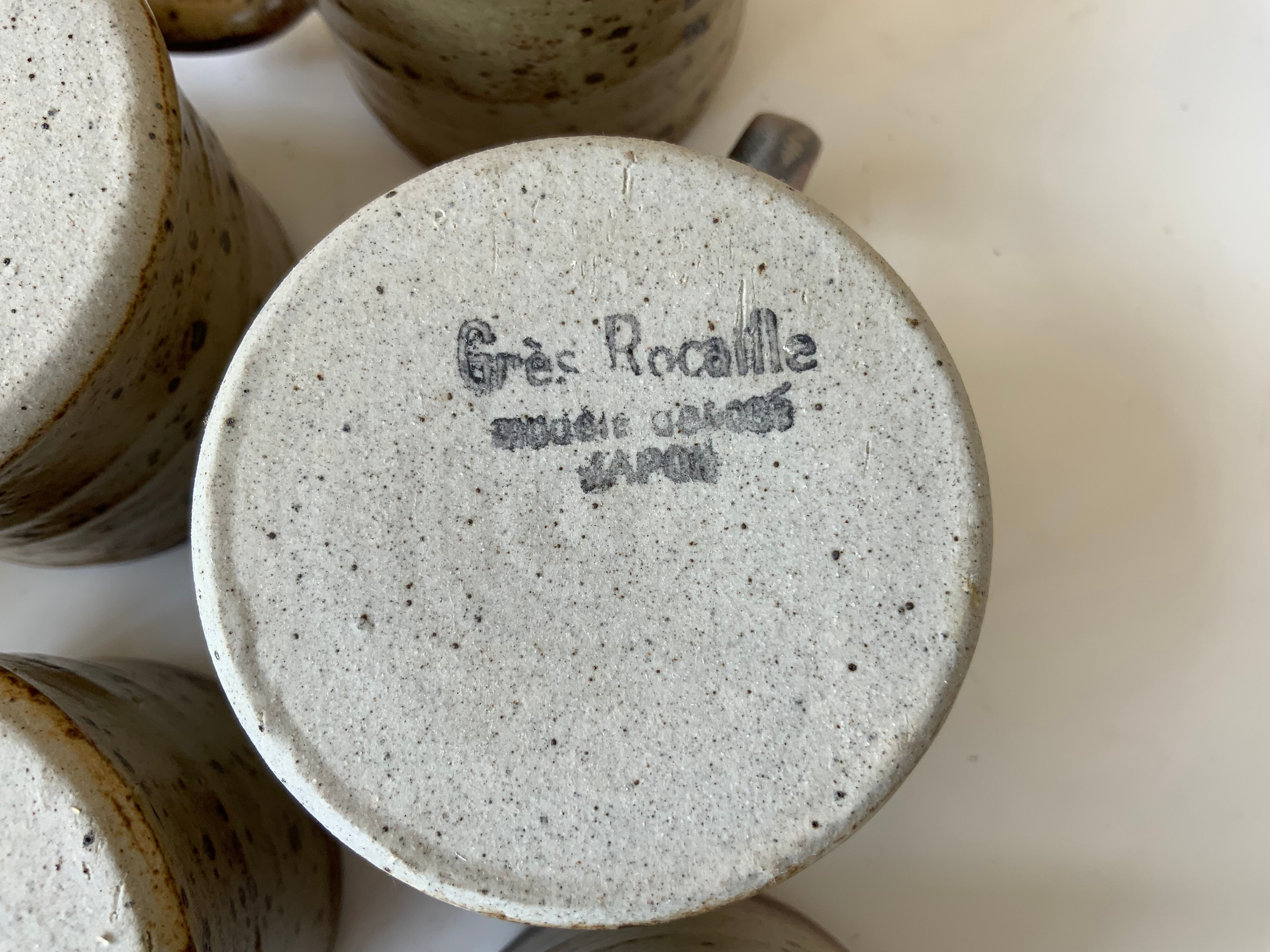 6 vintage coffee cups
