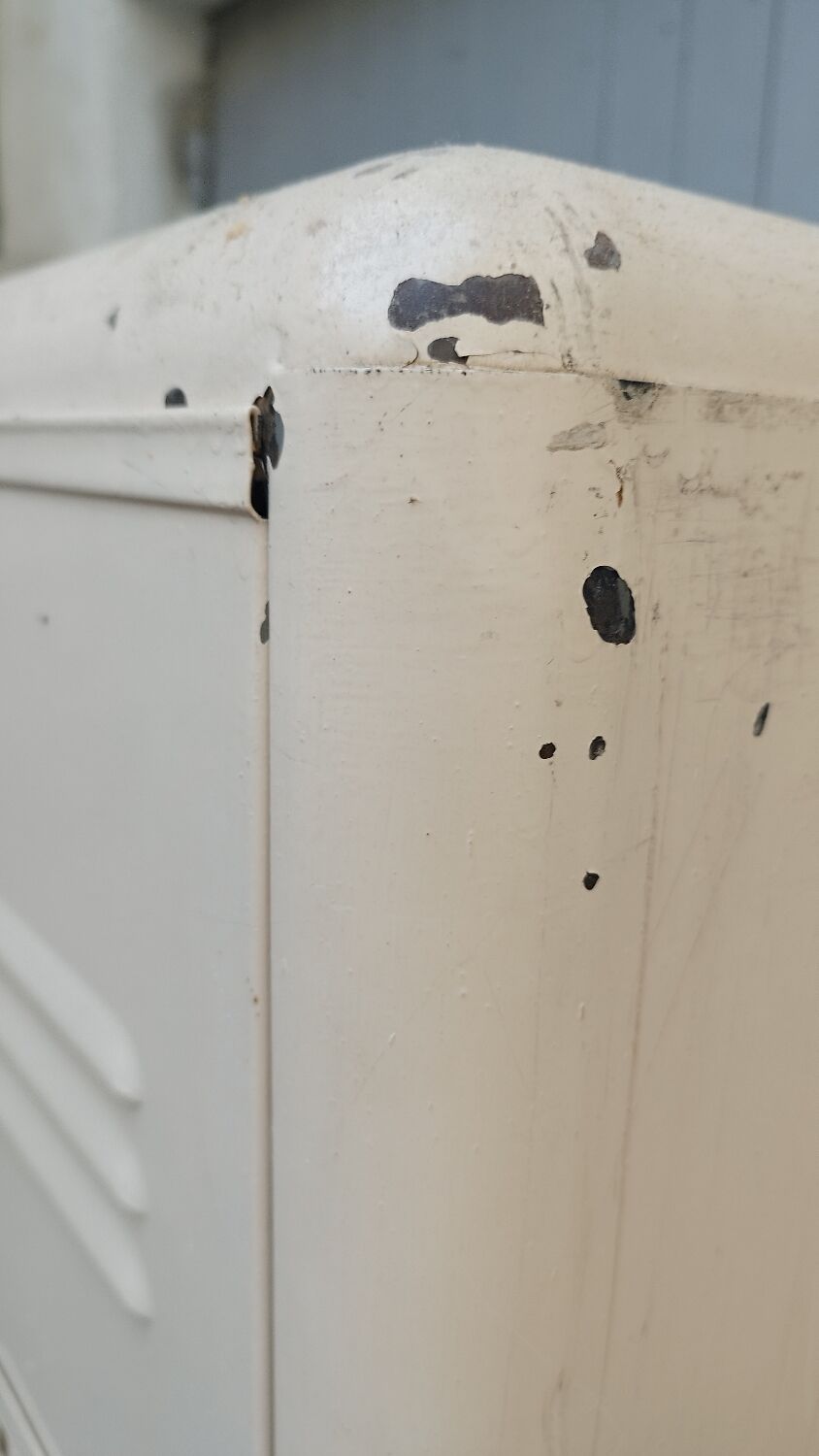 Vintage metal locker with 2 doors