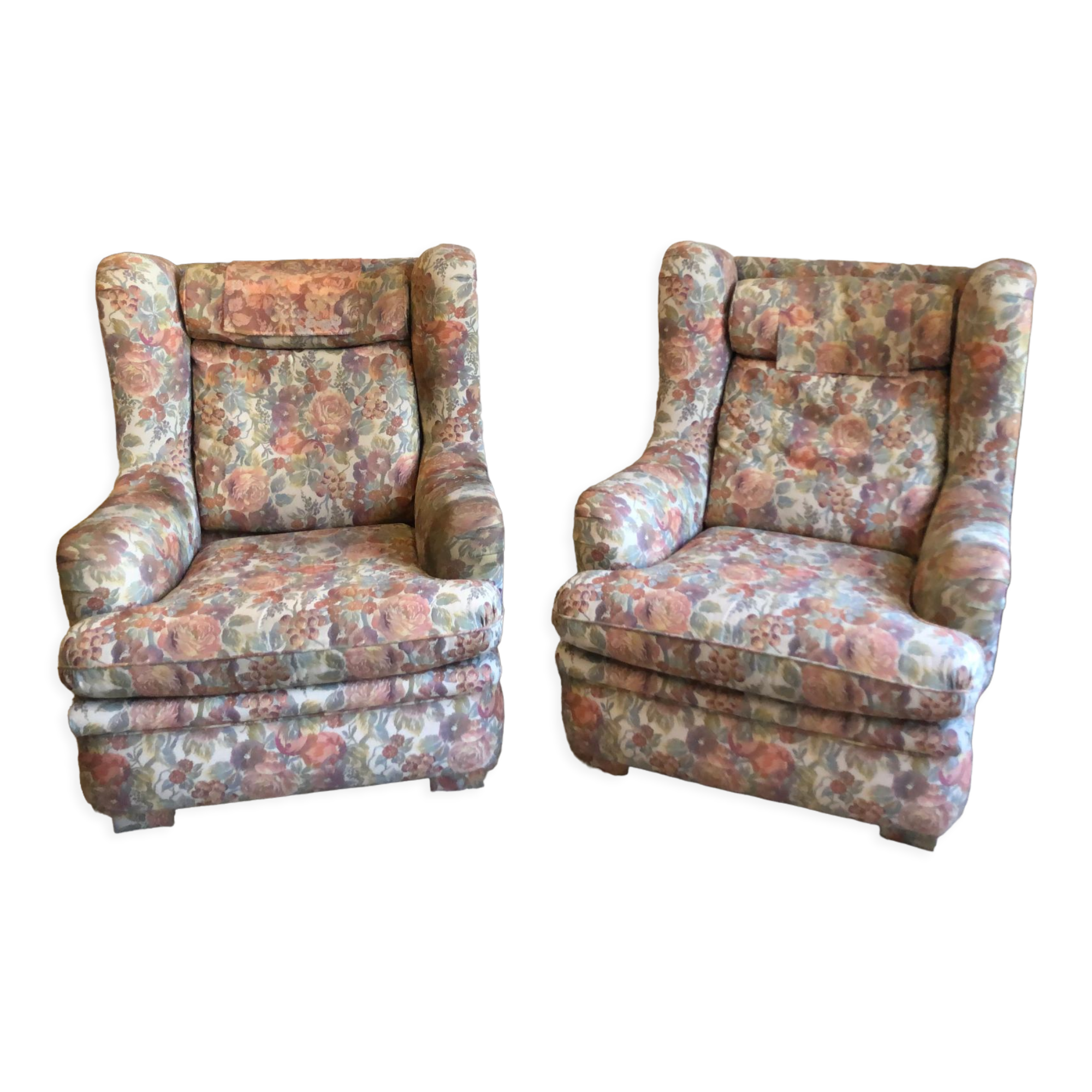Pair of armchairs in fabric