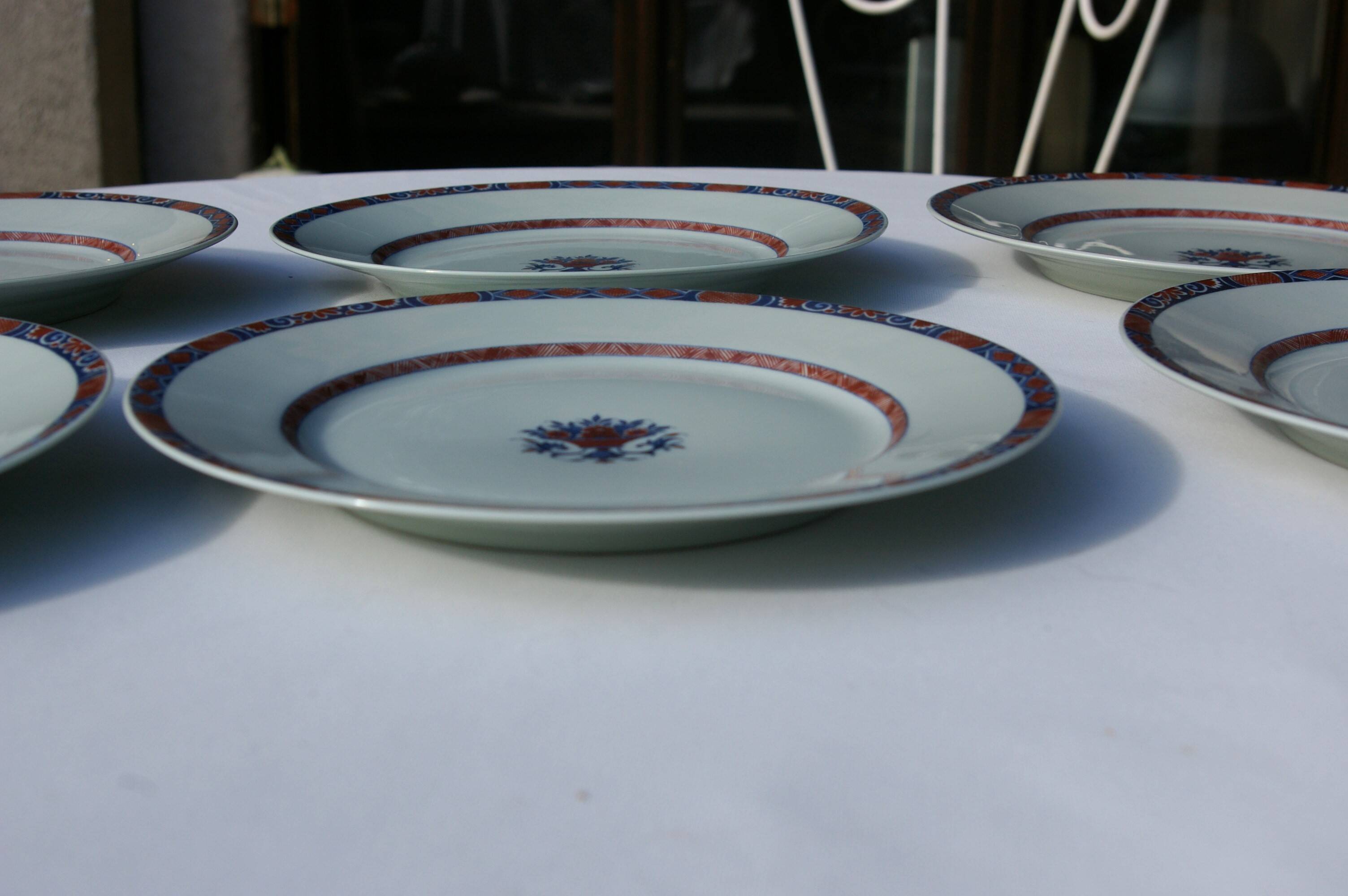 6 Flat plates in Limoges porcelain Raynaud Jumièges Vieux Rouen D24.5cm
