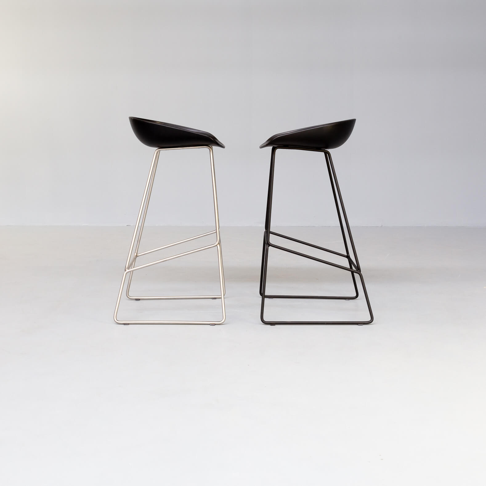 Hee Welling stool AAS38 for Hay set/2