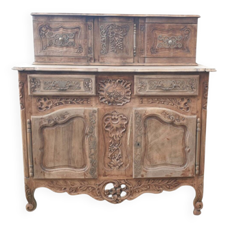 Provencal furniture in finely carved light walnut with wrought ironwork