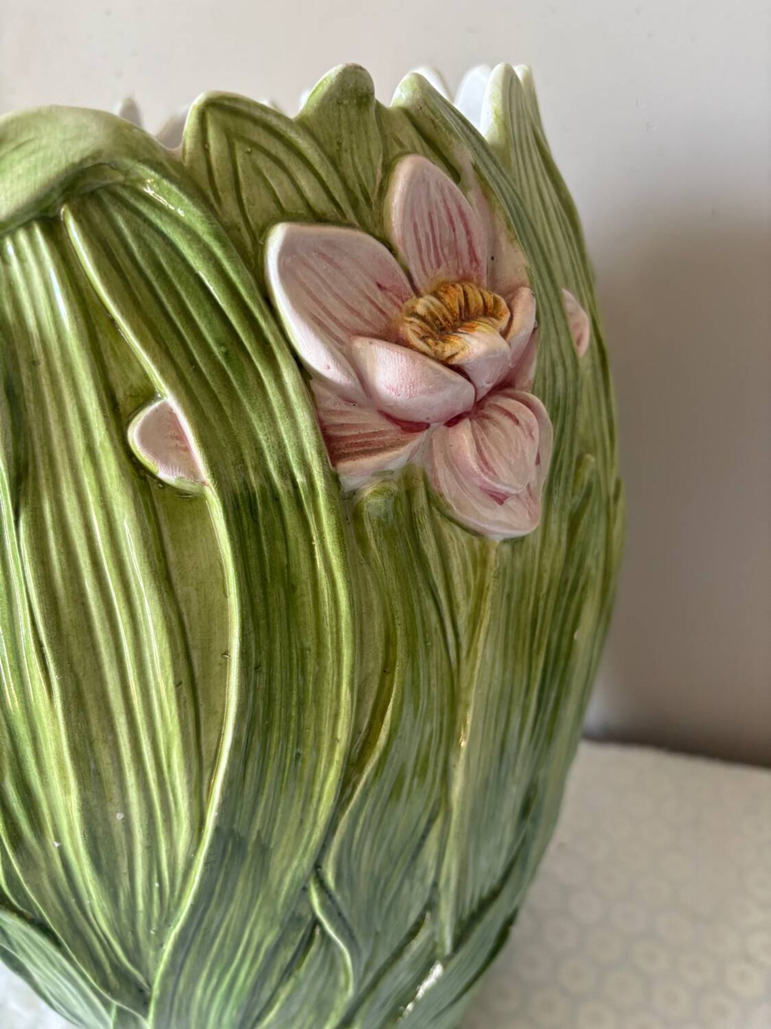 Vase en barbotine maison Chaumette