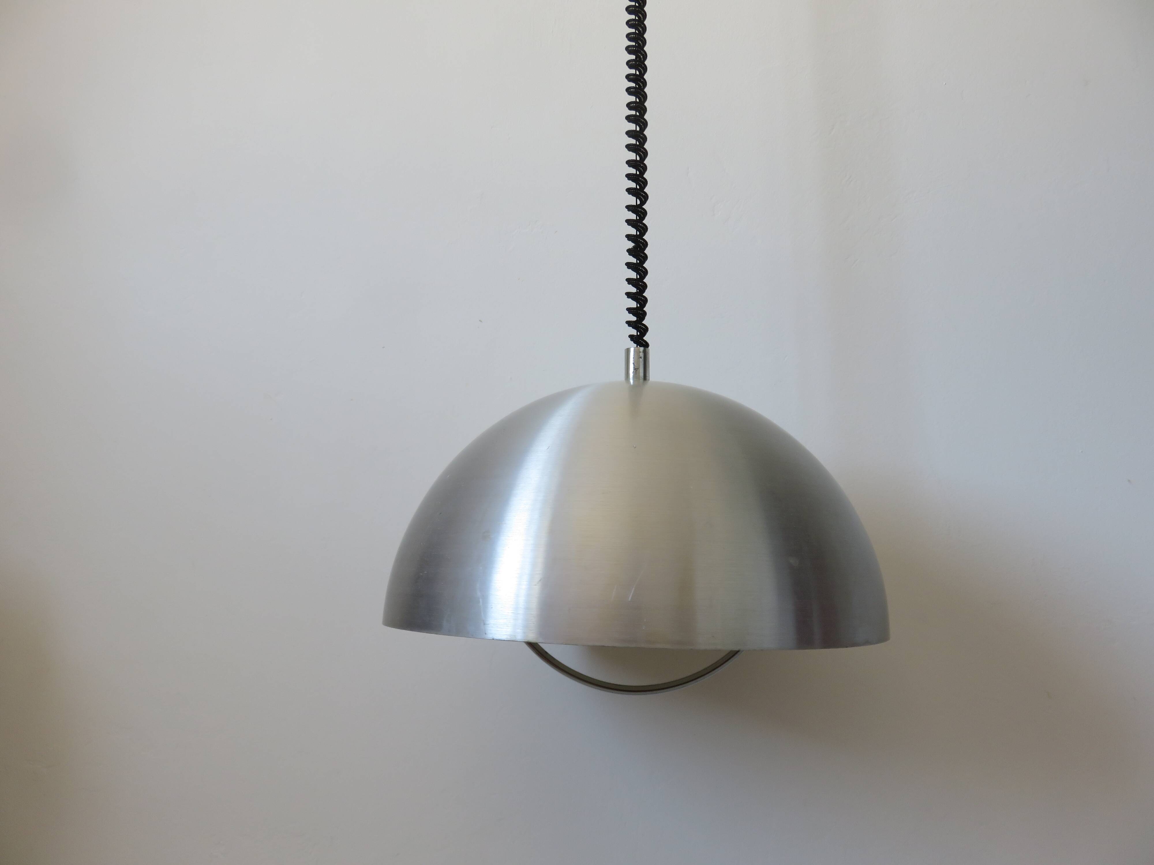 Suspension vintage monte et baisse en aluminium typique 1970