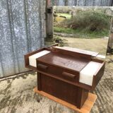 Vintage elm veneer dressing table with 1 drawer and 2 resin lamps.