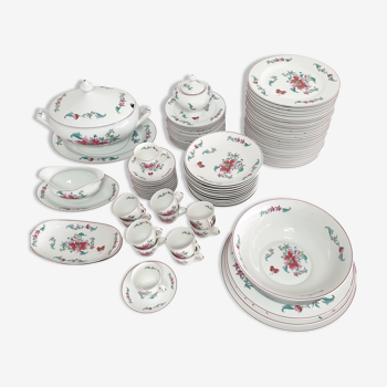 Service de table en porcelaine de Limoges Bernardaud "Lhassa" 82 pièces