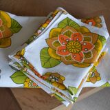 Vintage cotton/linen floral tablecloth