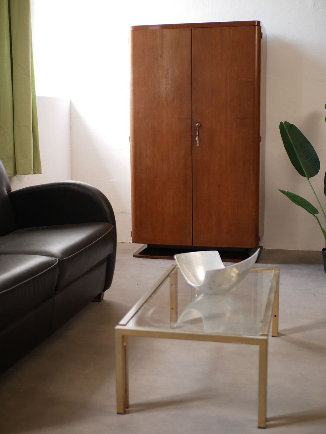 Art deco shoe cabinet