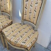 Série de 4 chaises de style Louis XVI ancienne
