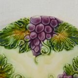 Plate of bunched barbotine and grape leaf