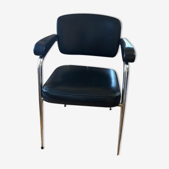 Black leather armchair and allu design 1960