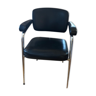 Black leather armchair and allu design 1960