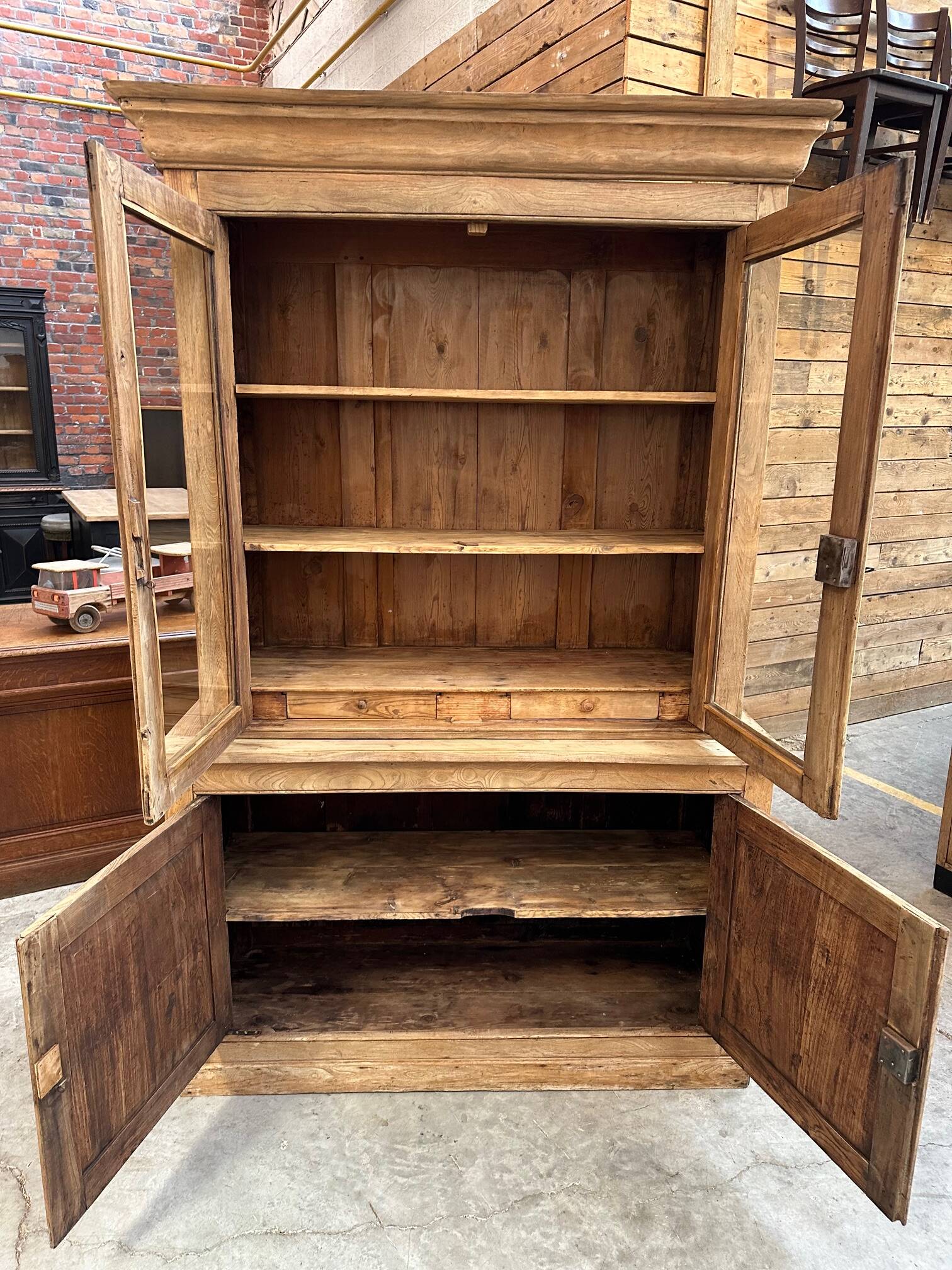 Solid oak dresser, late 19th century