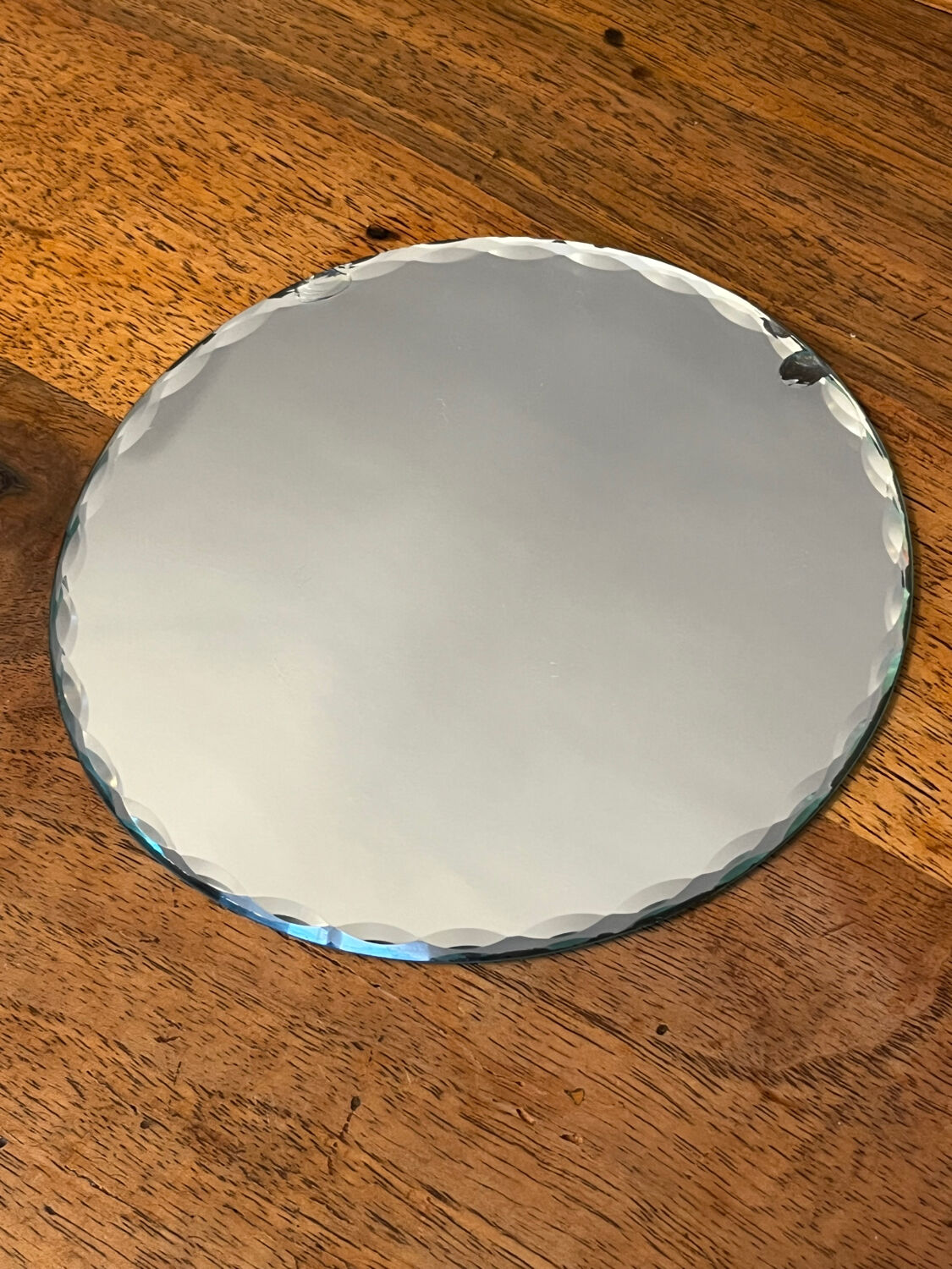 Small mirror tray