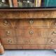 Commode 4 tiroirs style Empire en noyer blond, XIXème siècle
