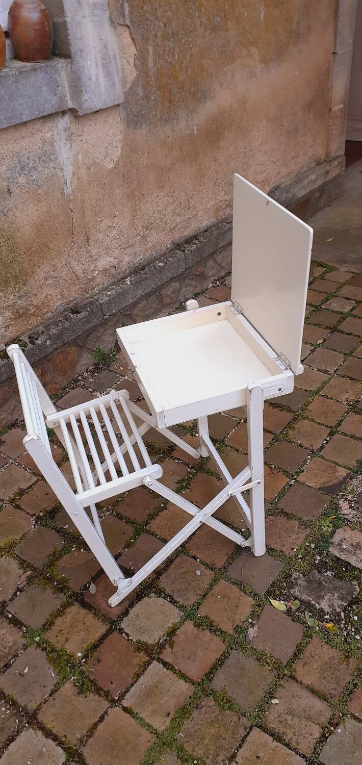 Vintage folding children's desk in lacquered wood from the 70s