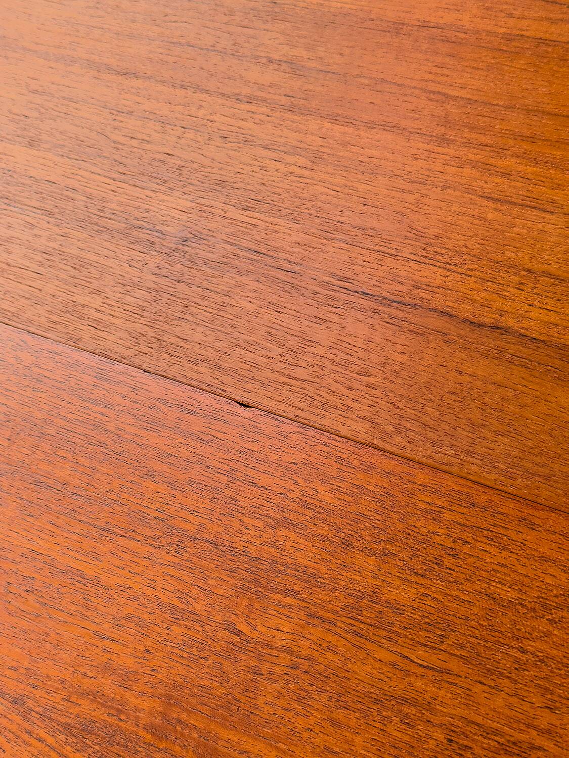 Danish Round Extendable Dining Table in Teak, 1970s