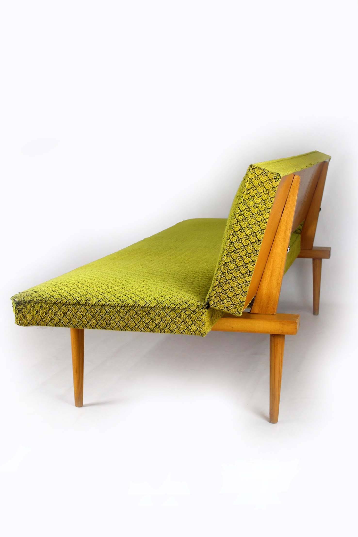 Sofa by Miroslav Navratil for Drevopodnik Brno, 1960s