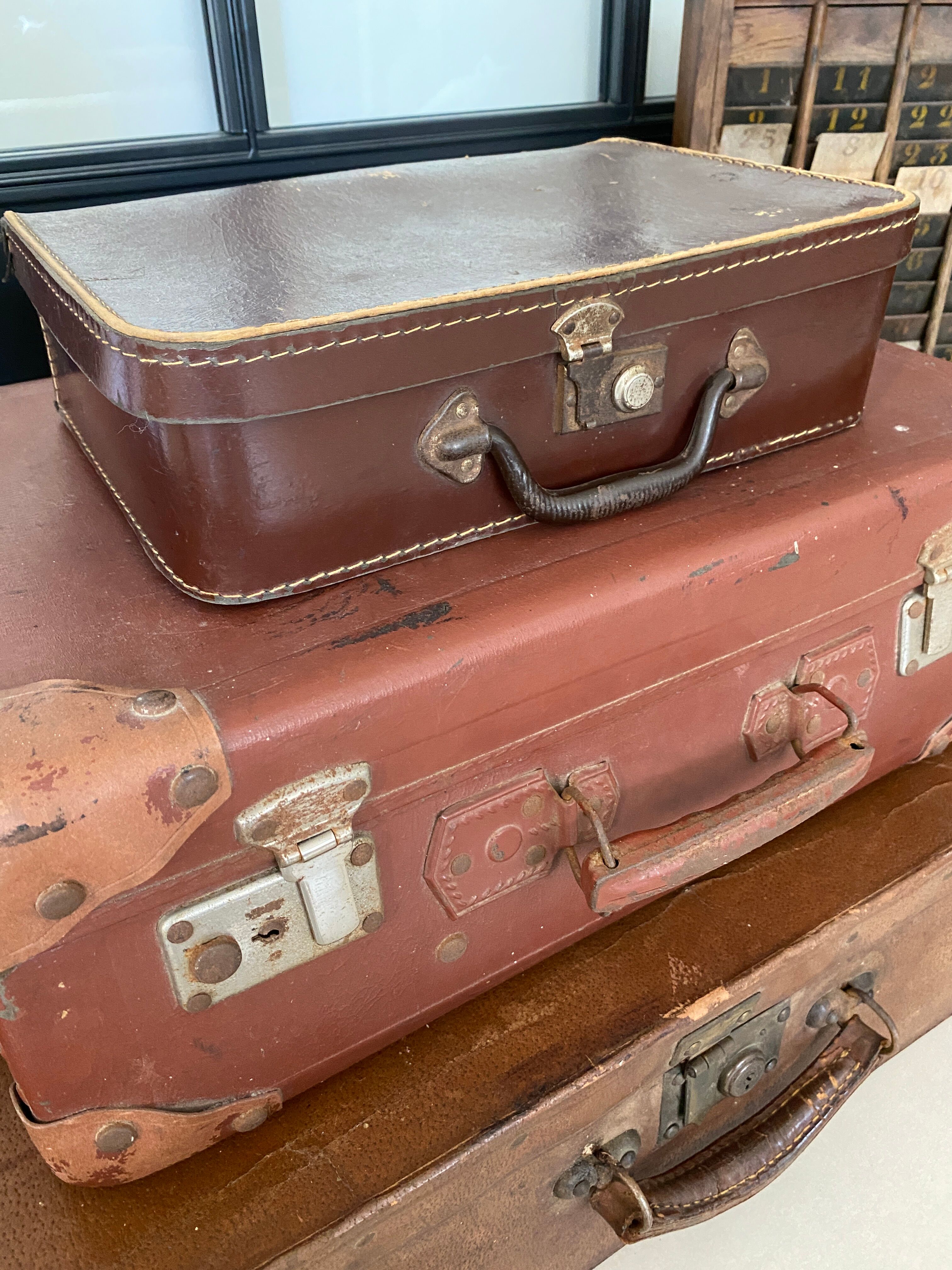 Set of 3 vintage suitcases