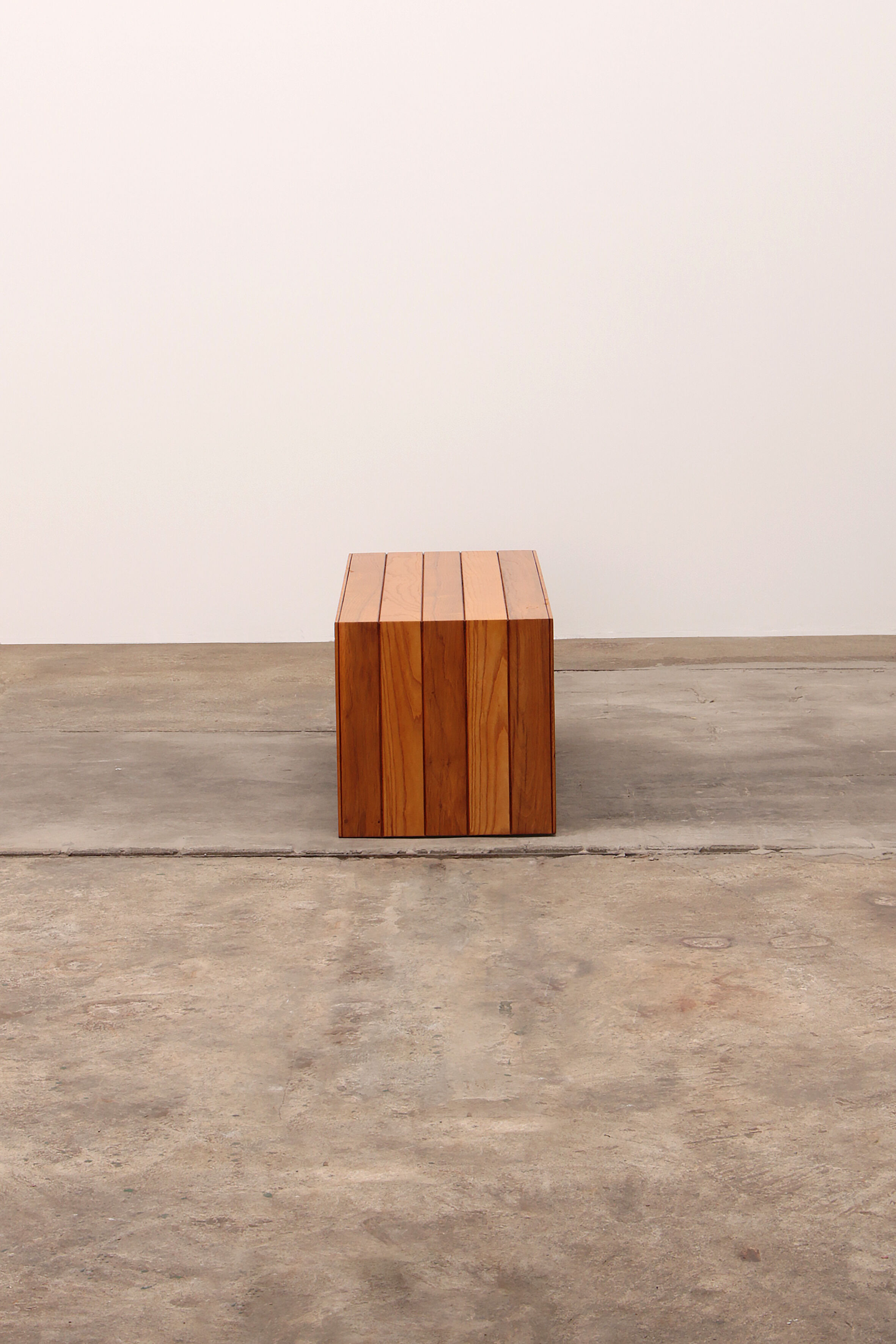 Modular beech set of two room dividers with benches, 1970 Italy