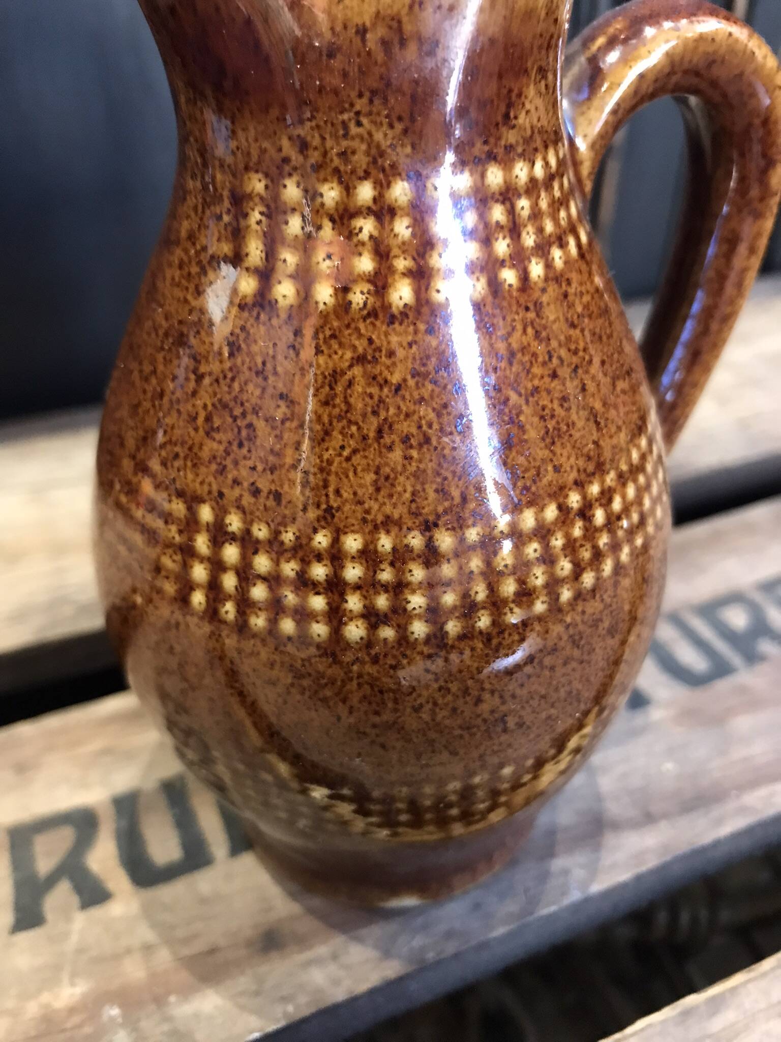 Petit pichet ou pot à lait vintage en céramique