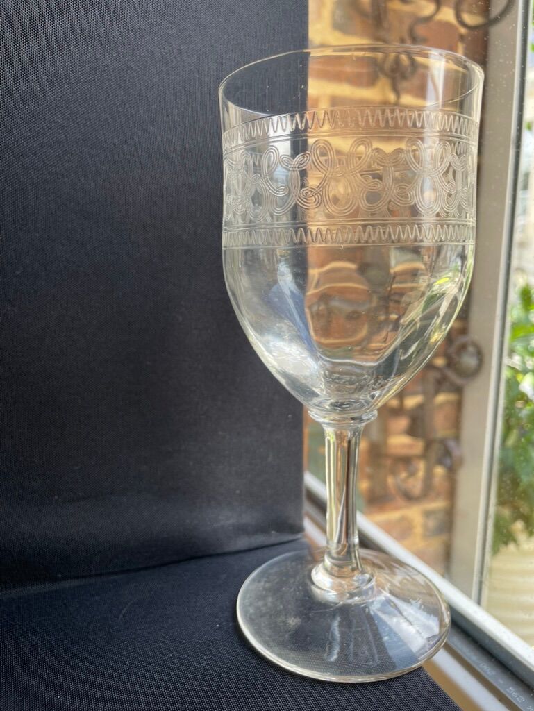 6 Large glasses 1/2 guilloché crystal – Art Nouveau
