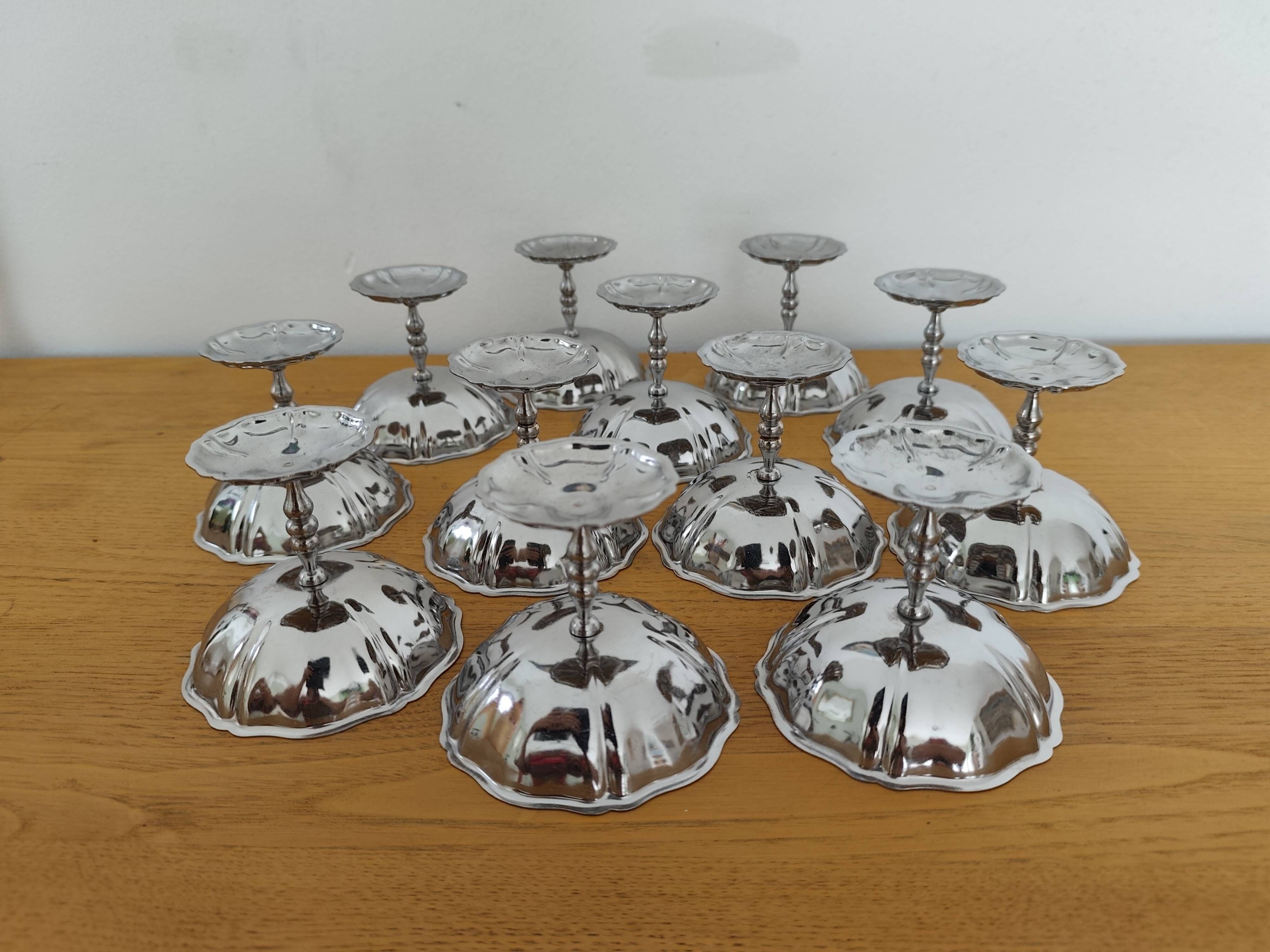 Set of 12 stainless steel bowls from the 1970s.