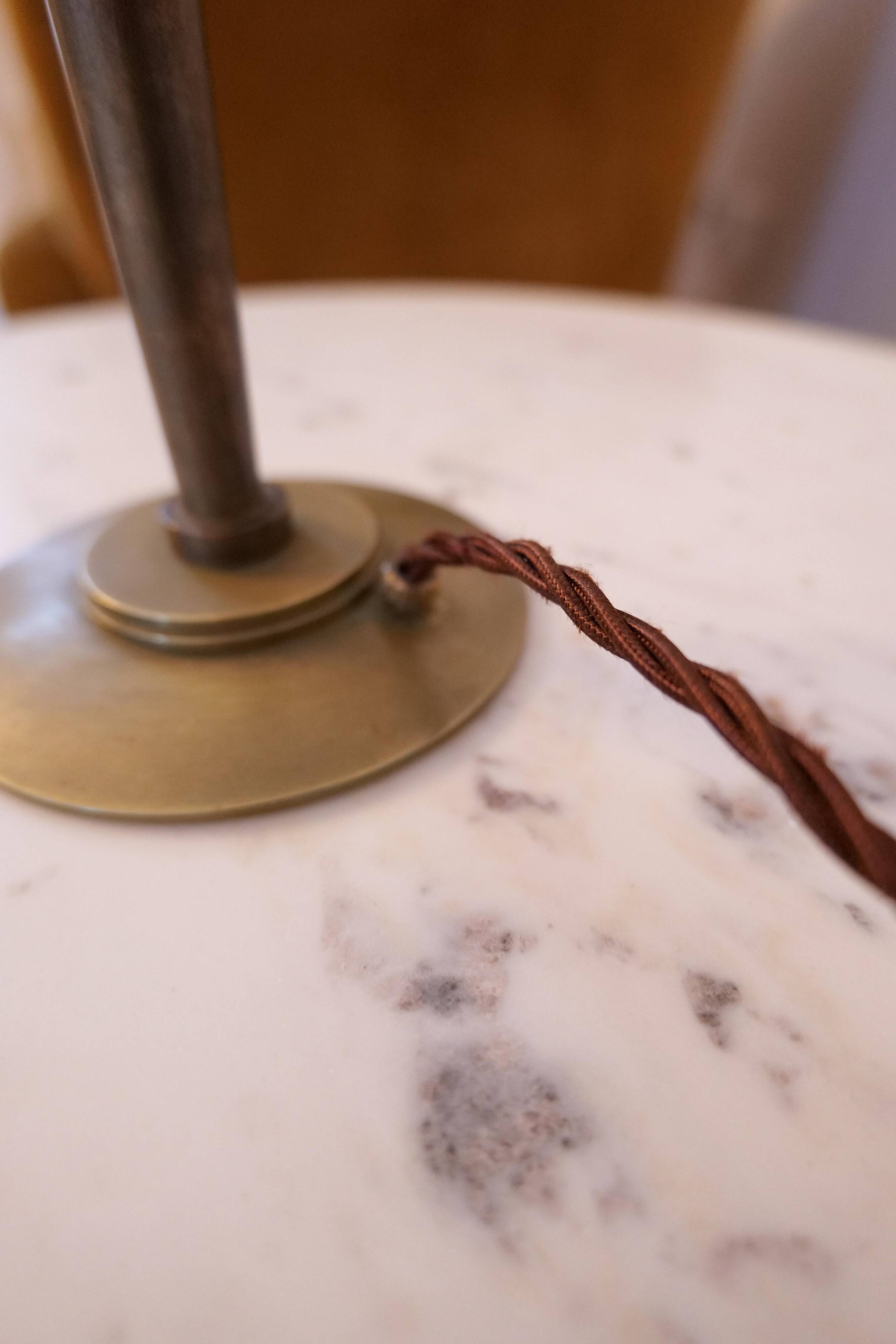 Art Deco bronze table lamp sculpture made in Sweden, 1930s.