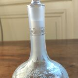 Carafon en cristal, décor gravé, 19 ème siècle