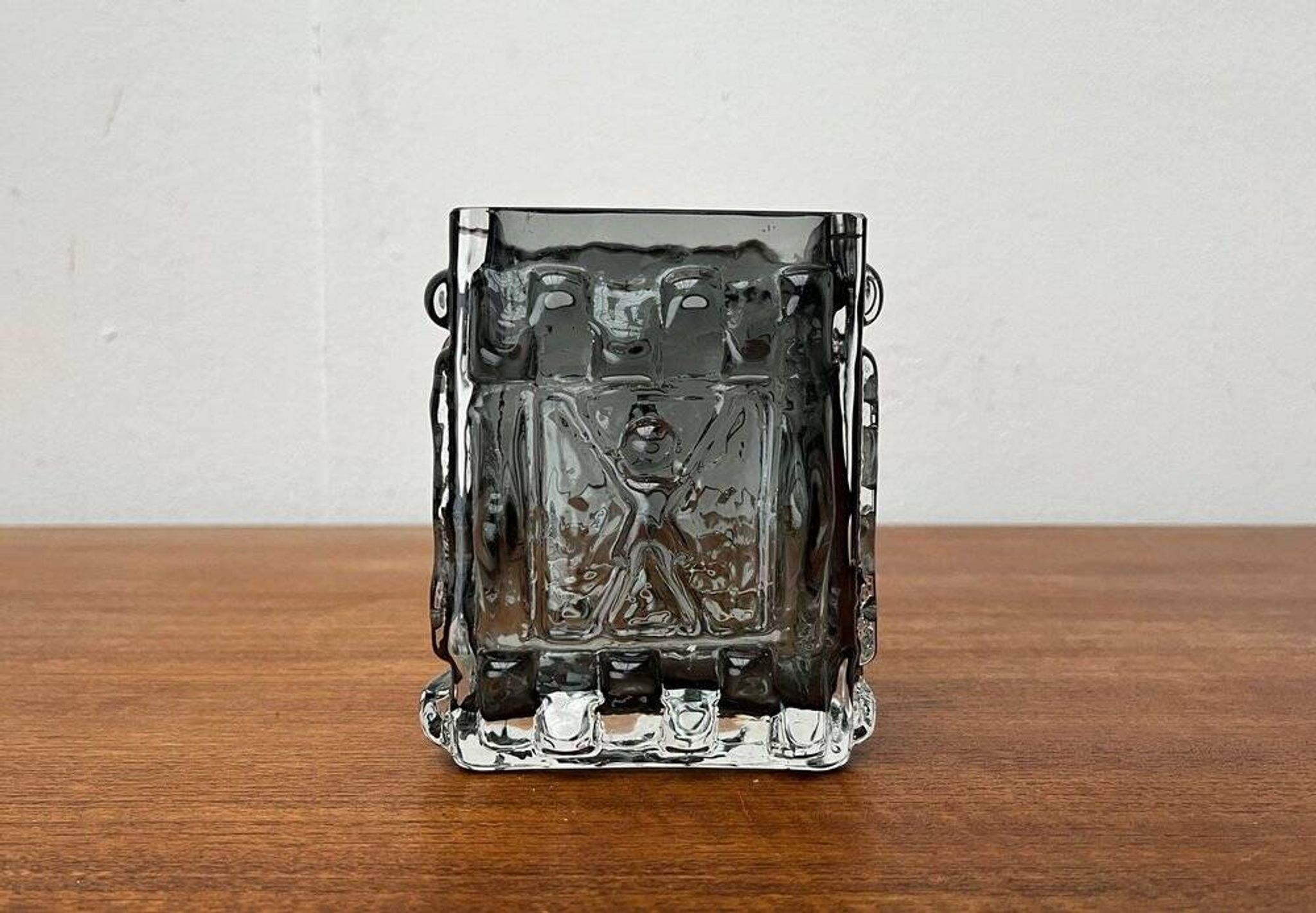 Brutalist bubble glass block vase by Josef Schott for Smålandshyttan, mid-century, 1960s.