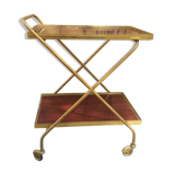 Serving table 1970