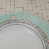 Six Arcopal soup plates