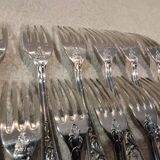 12 silver-plated metal table forks, Ercuis silversmith, Louis XV 29