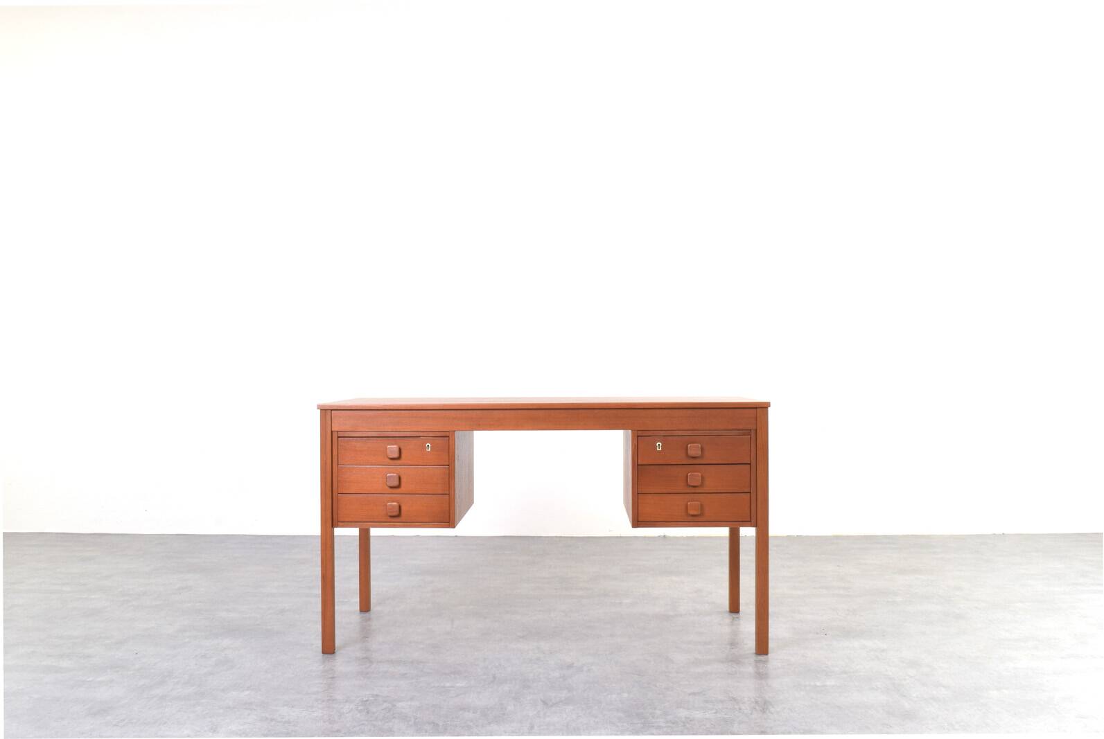 Mid-Century Danish Teak Desk from Domino Møbler, 1960s.