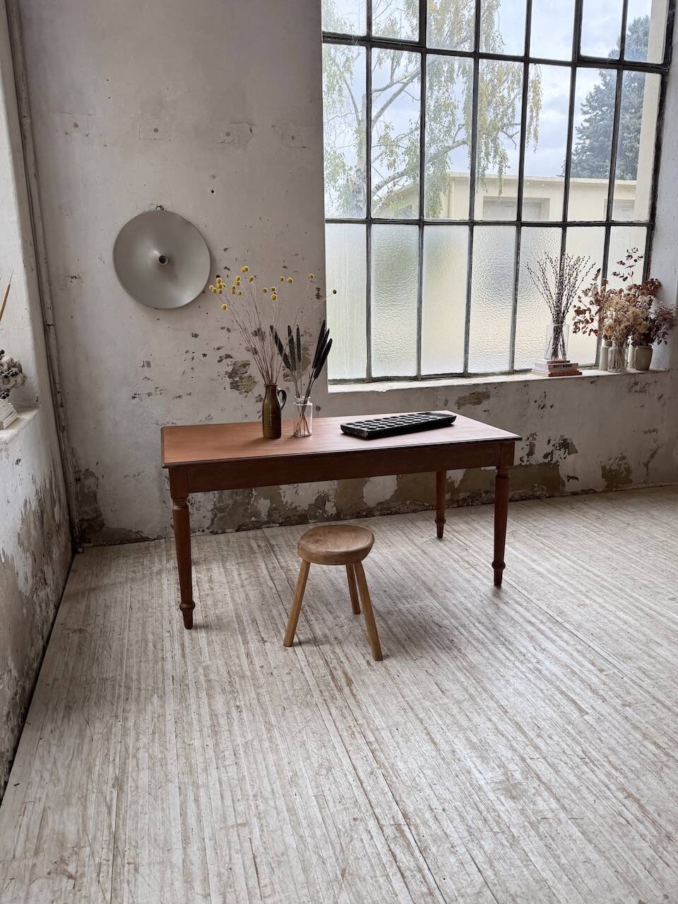 Turned leg cherry table 160cm