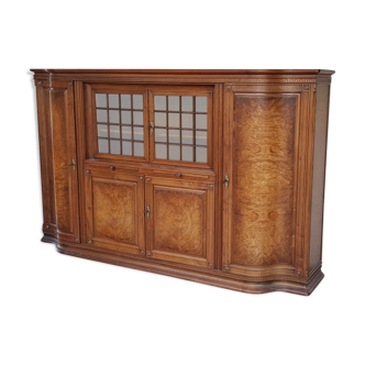 A cupboard buffet in very good condition