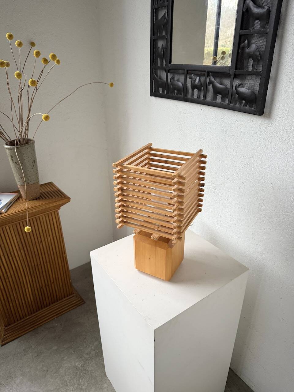 Constructivist wooden table lamp