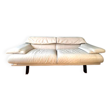 Original leather sofa and design by Paolo Piva for B&B