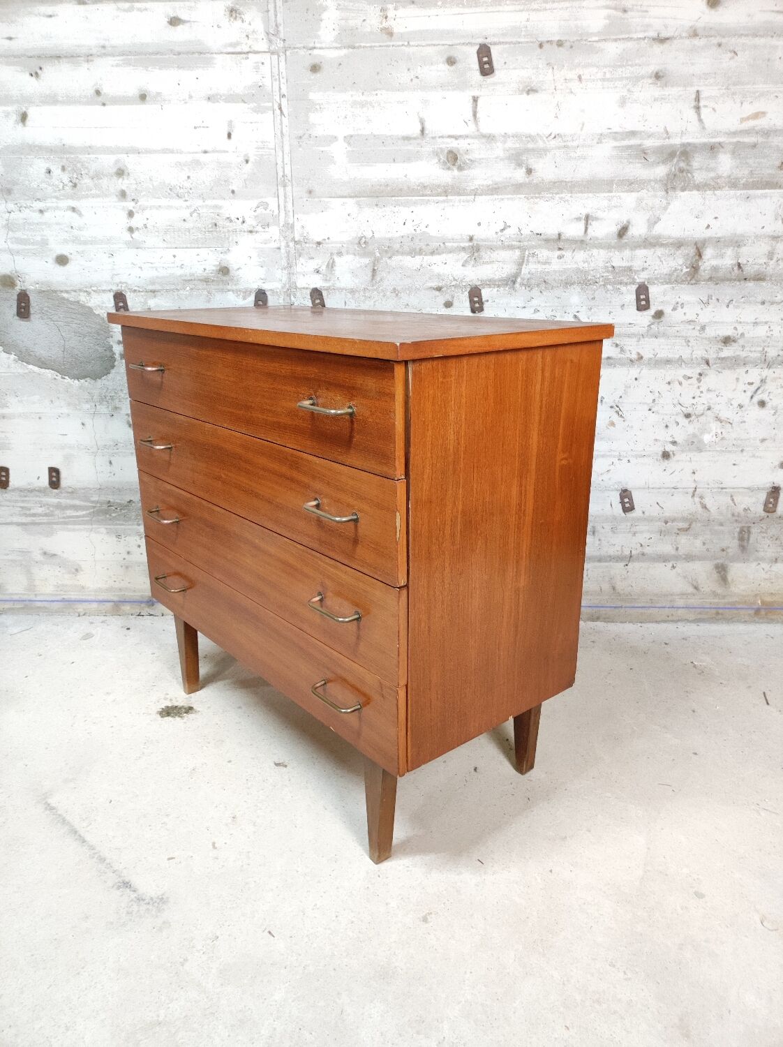 Commode vintage