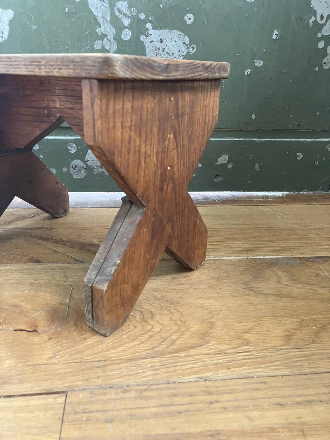 Vintage stool/step