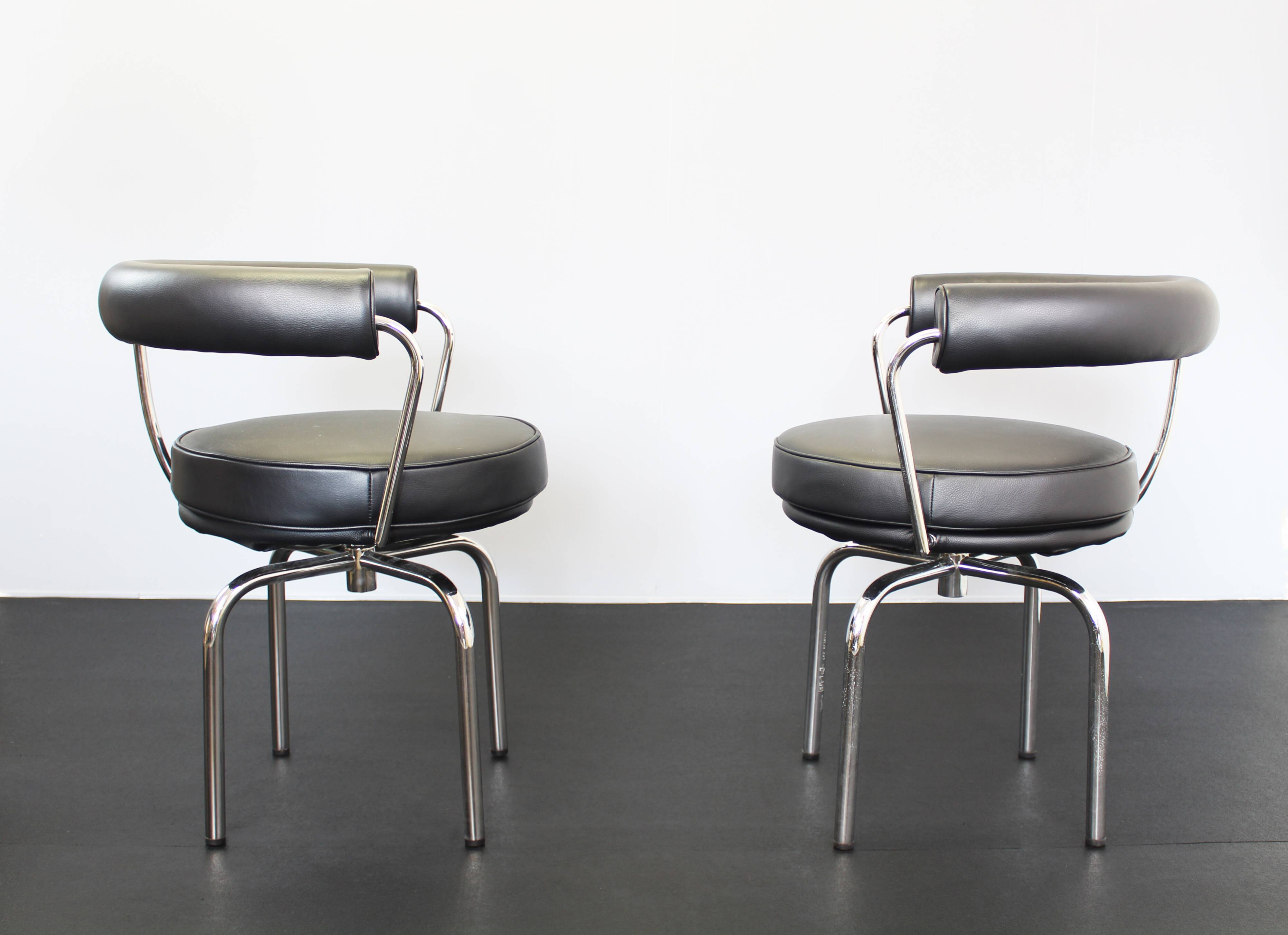 Set of 2 Lc7 Le Corbusier Cassina Charlotte Perriand