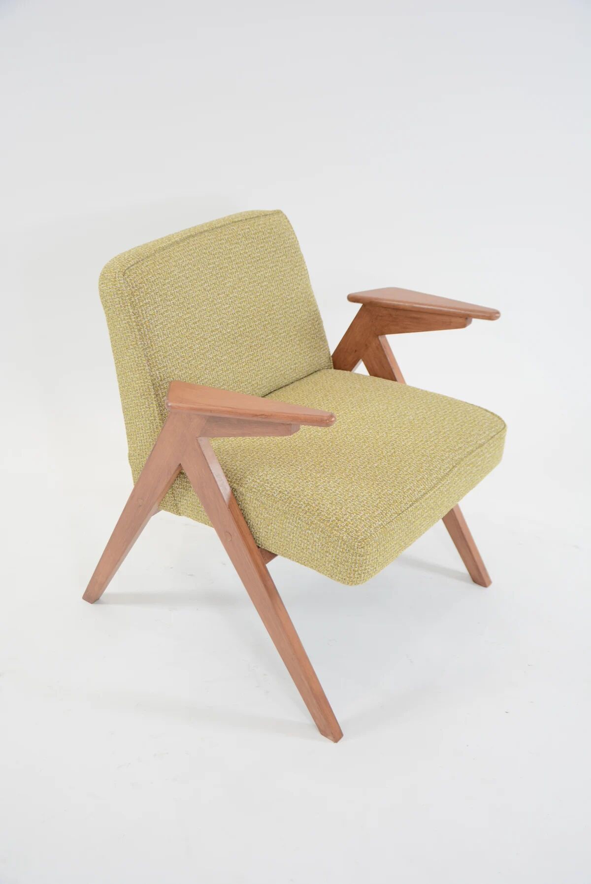 Mottled yellow Bunny chair