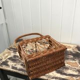 Wicker bottle holder