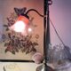 Lampe de bijoutier ancienne , Pied argenté ,Tulipe rose en verre dépoli