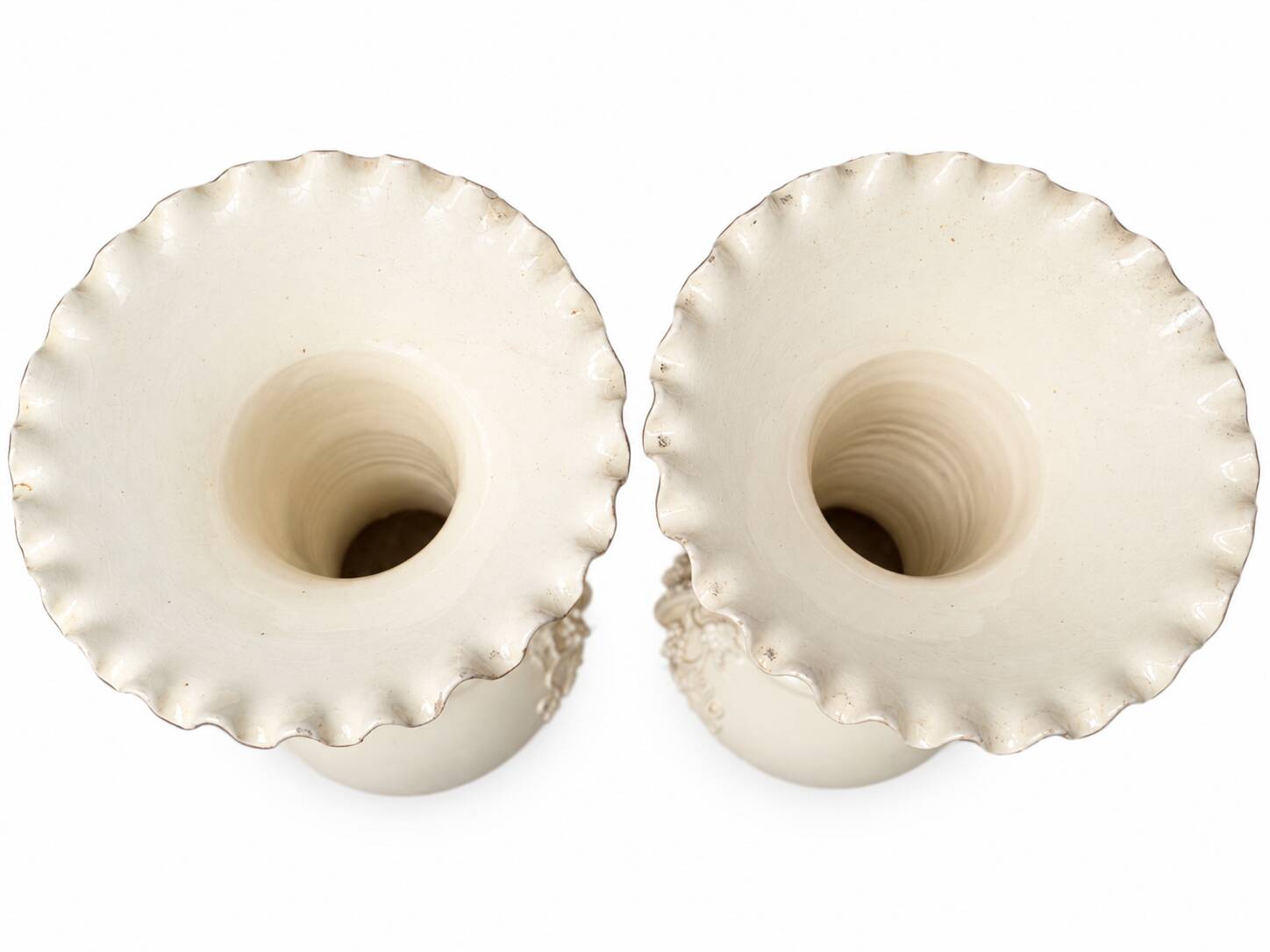Pair of fine cream earthenware vases from Langeais, decorated with vine.