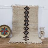 Handmade wool Berber rug 138 x 82 cm