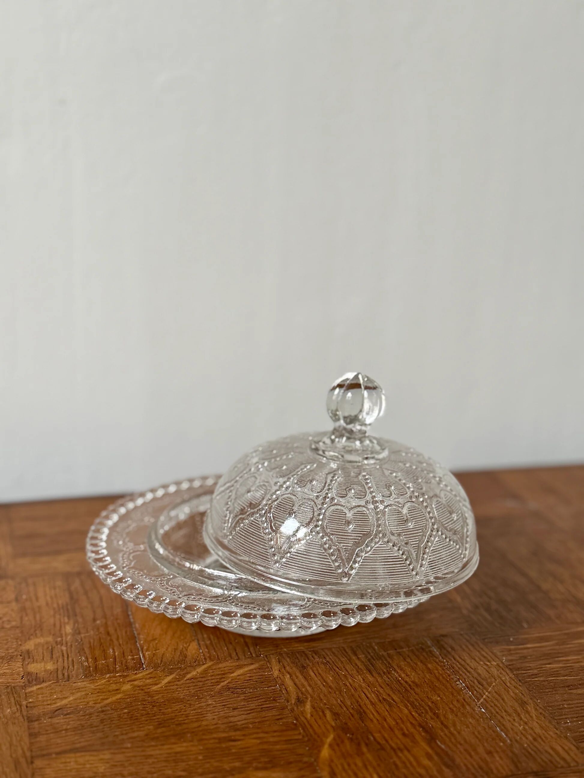 Bonbonnière, sucrier en verre