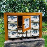 Spice cabinet