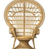 Fauteuil Peacock "style Emmanuelle" en rotin